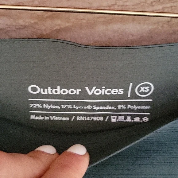 Outdoor Voices Size XS Evergreen TechSweat Core 3/4 Legging NWT - Picture 3 of 6